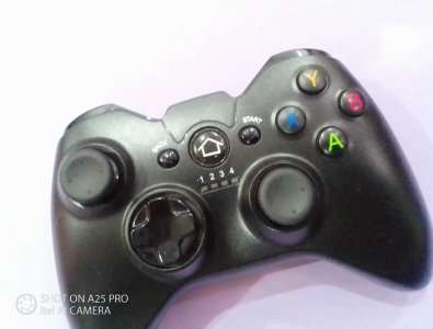 Bluetooth wireless gamepad